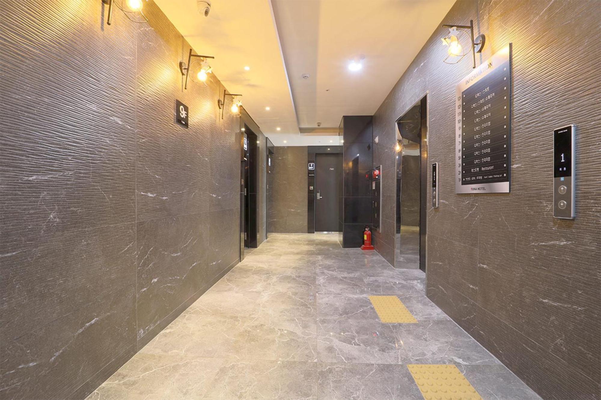 ยูนา โฮเต็ล บิสซิเนส Hotel ปูซาน ภายนอก รูปภาพ